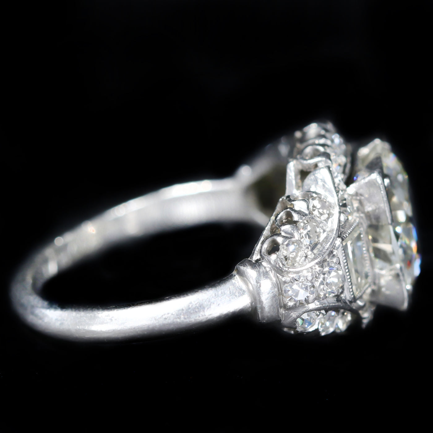 Art Deco 2.04 Carat Old European Cut Diamond Engagement Ring
