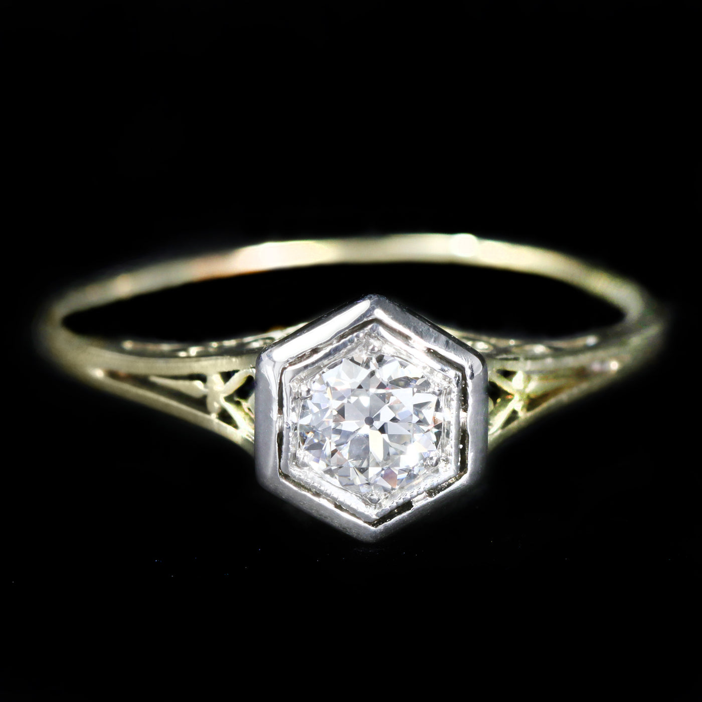 Edwardian 0.38 Carat Old European Cut Diamond Engagement Ring