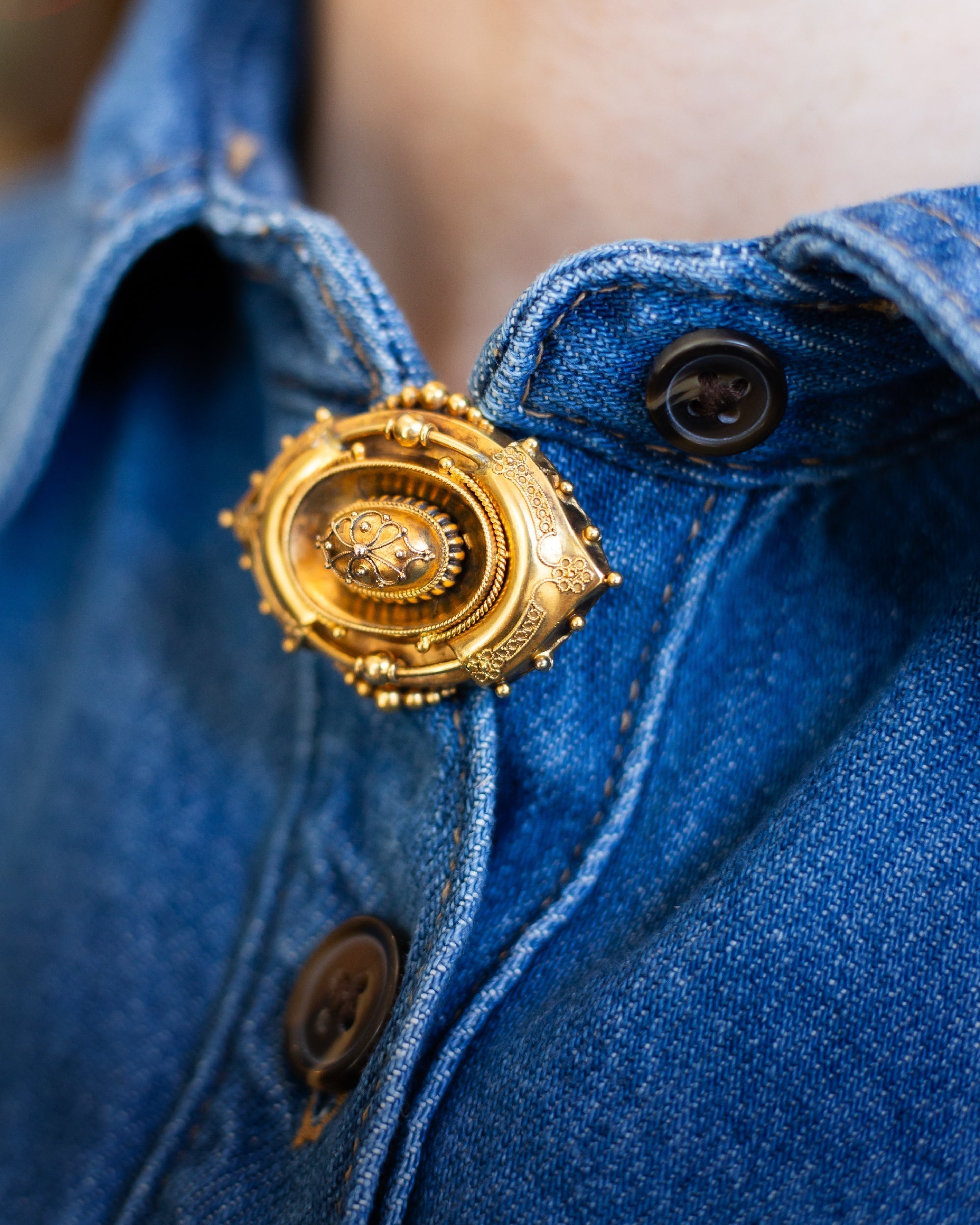 From Ancient Epics to Antique Gold: The Odyssey and its Influence on Jewelry