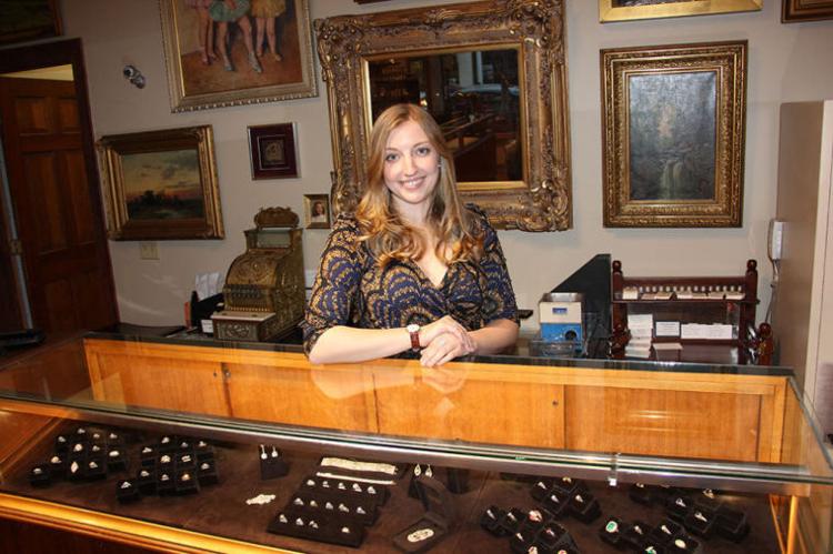 Williamson Herald: Walton's Jewelry a Downtown Gem