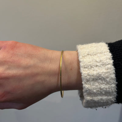 14k Yellow Gold Textured Bangle Bracelet