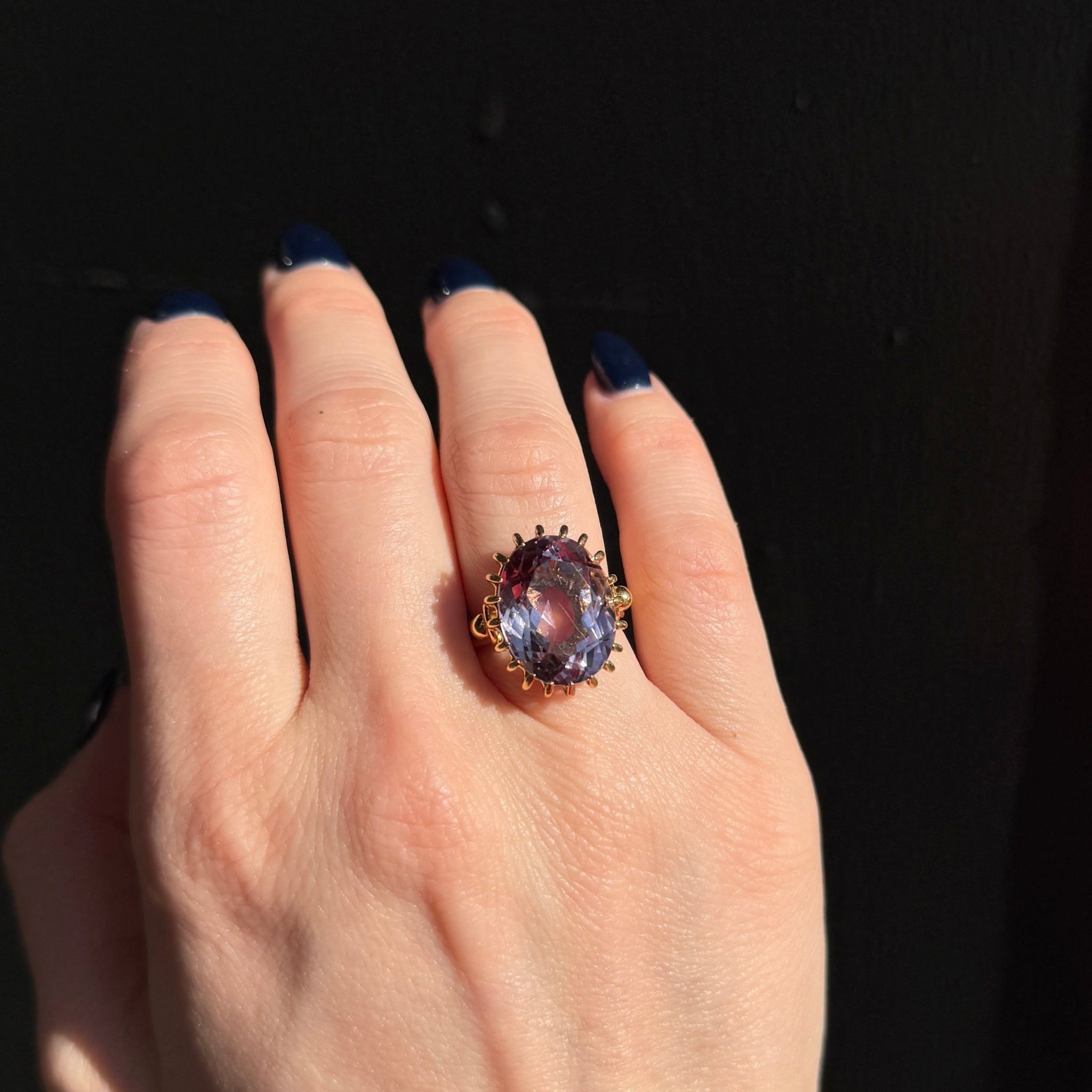 Estate 18K Yellow Gold 10.50 Carat Amethyst Ring - Walton's Jewelry
