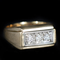 Estate 10K Gold 0.20 CTW Diamond Ring - Walton's Jewelry