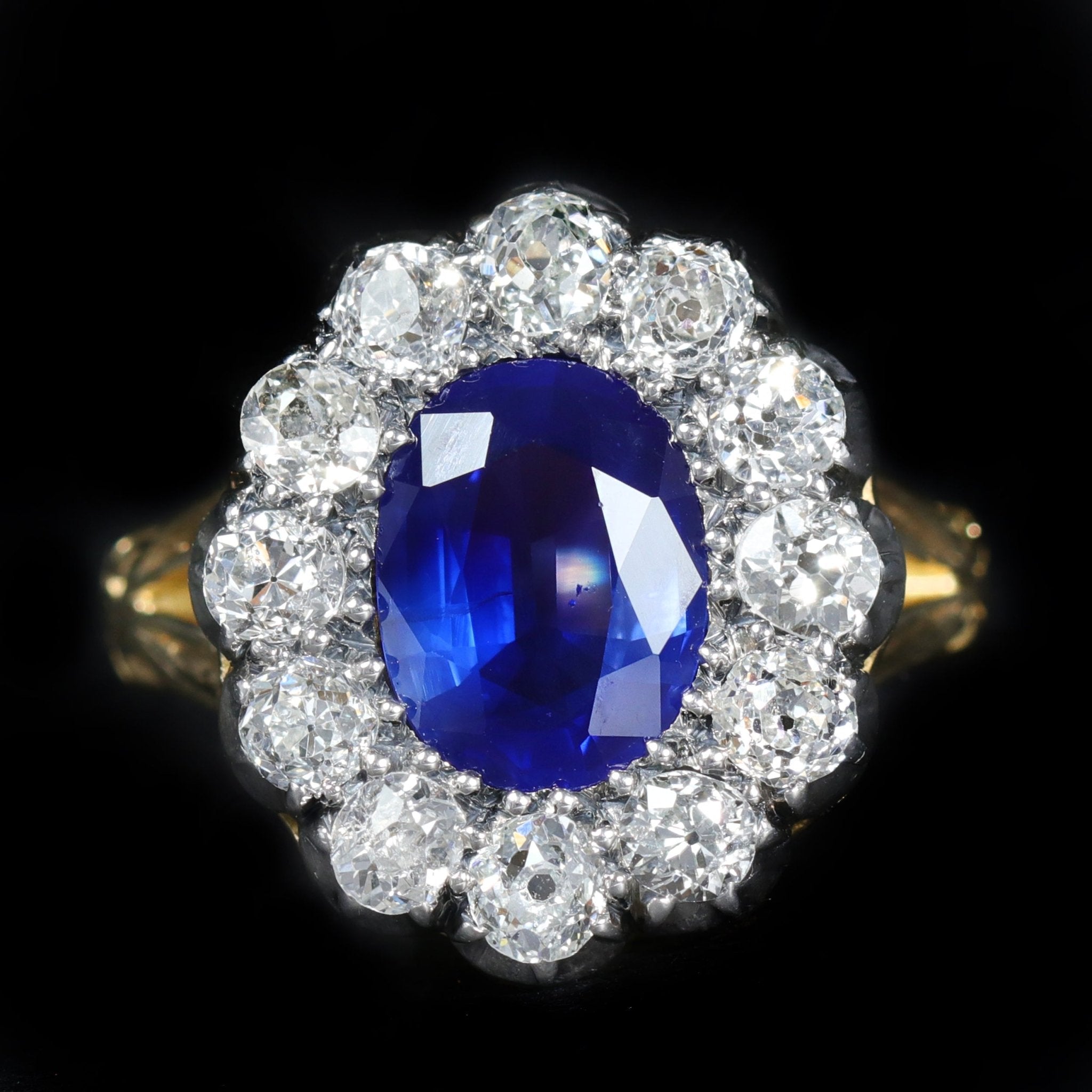 French Victorian 3.50 Carat Sapphire and Old Mine Cut Diamond Ring - Walton's Jewelry