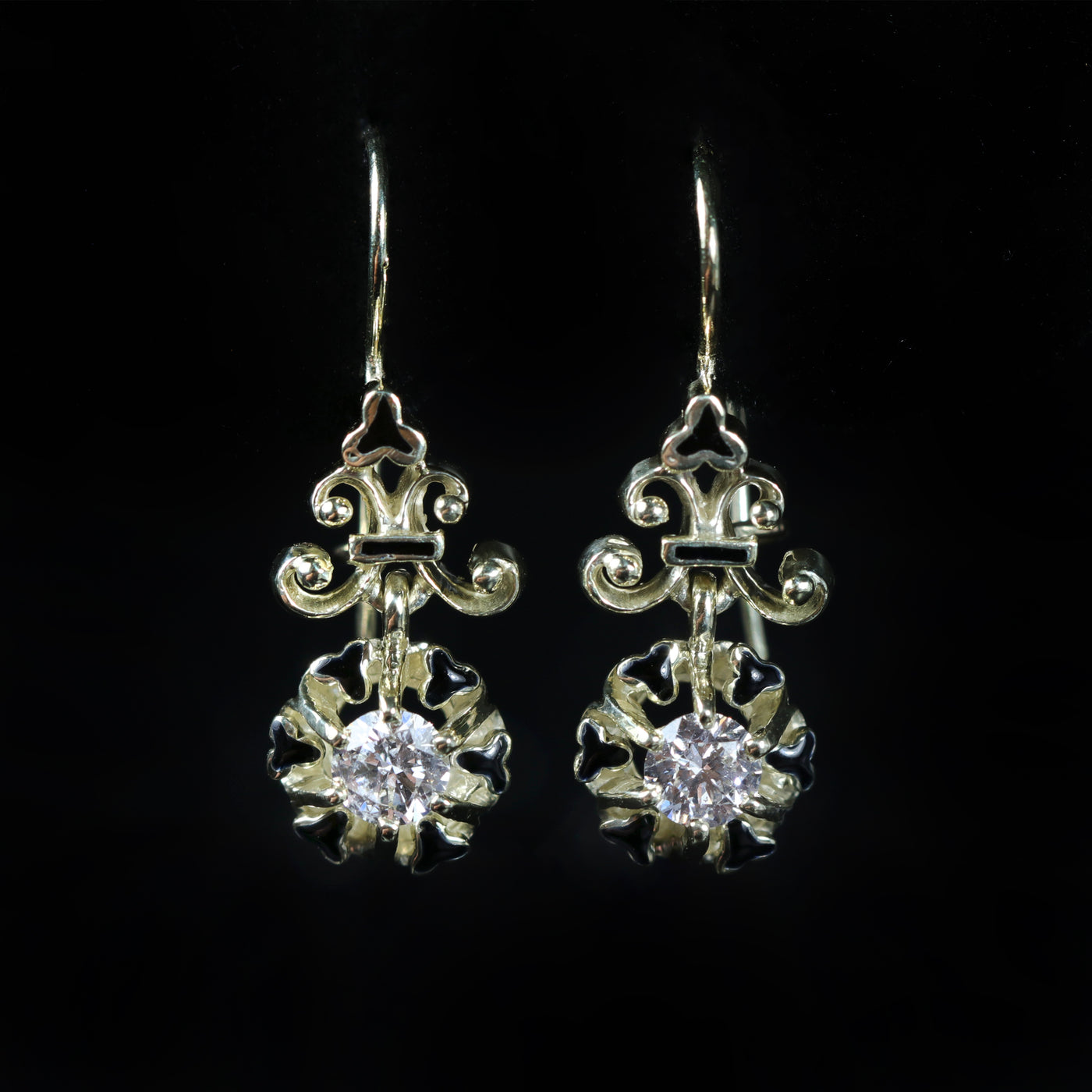 14K Green Gold 0.60 Carat Diamond And Black Enamel Earrings