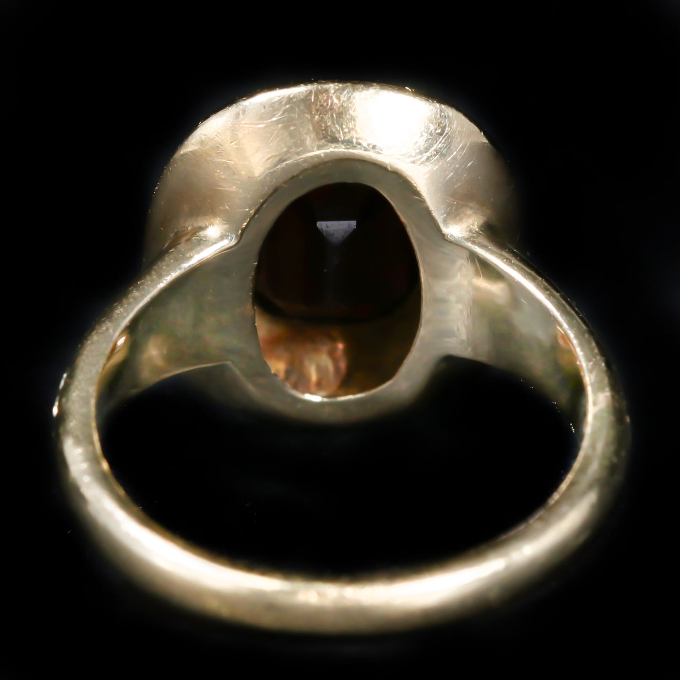 Victorian 14K Yellow Gold 1.55 Carat Garnet Ring