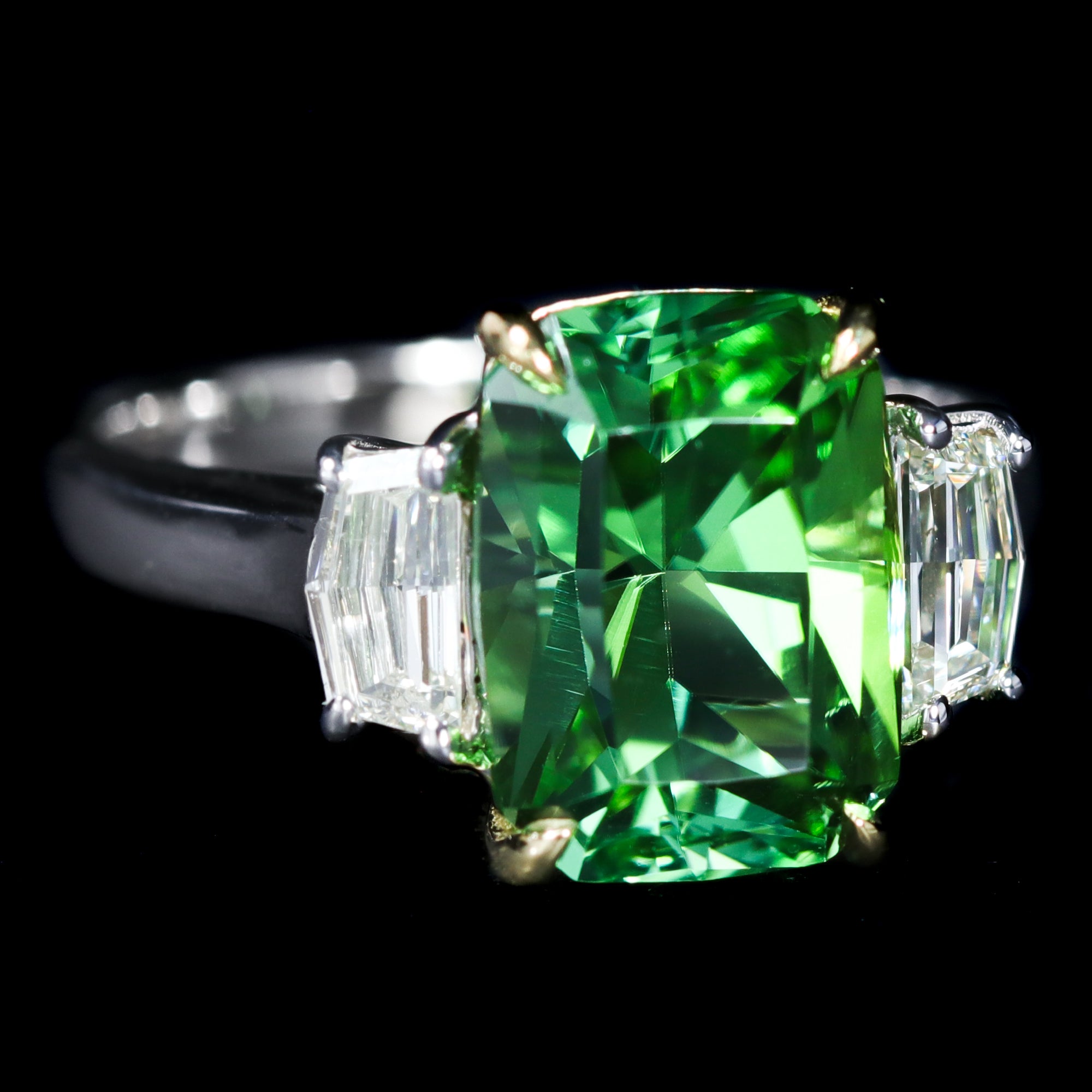 18K Gold 4.56 Carat Tourmaline and Diamond Ring - Walton's Jewelry