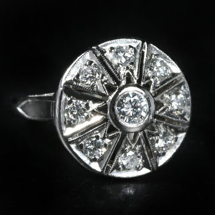 Estate Platinum 0.20 Carat Diamond Circular Ring