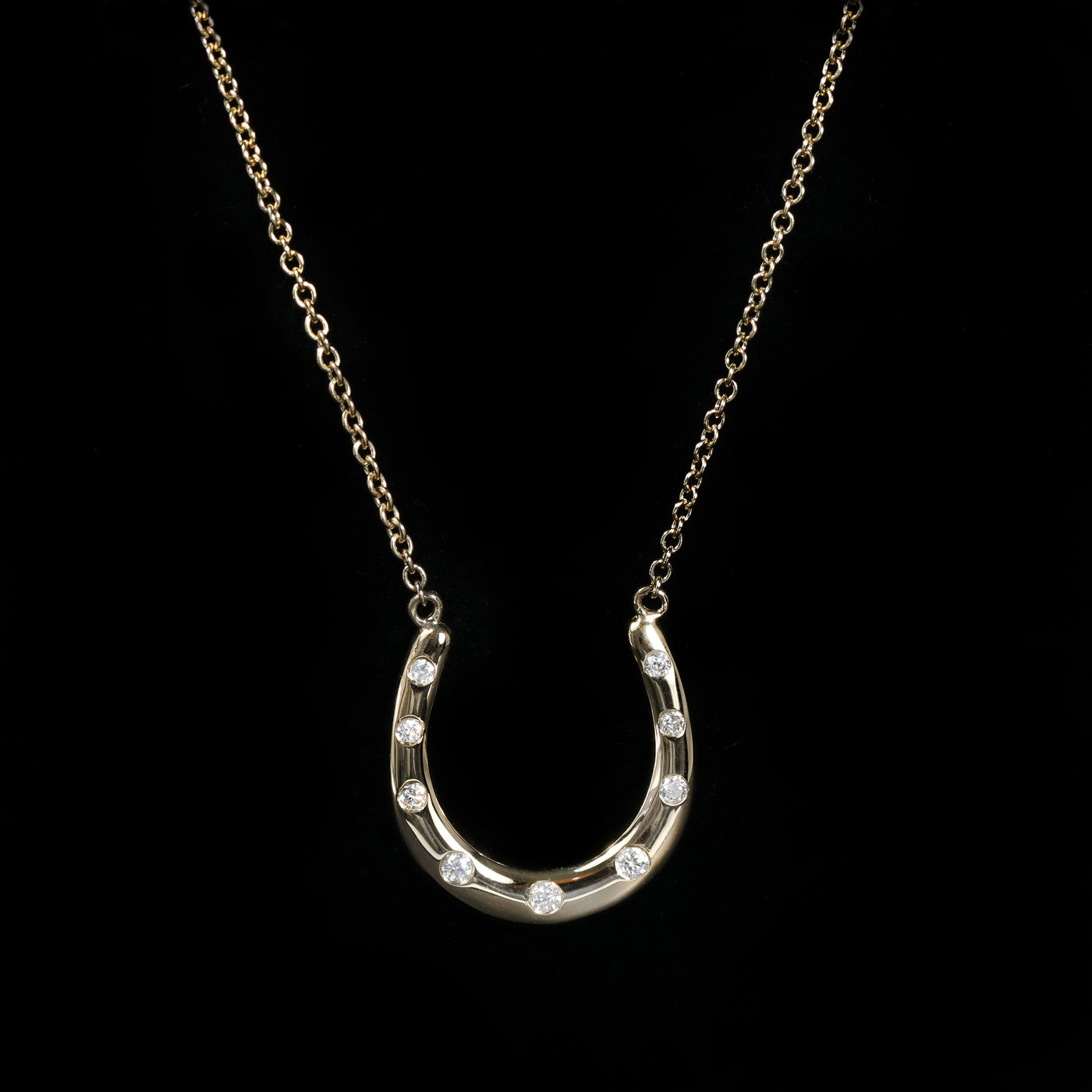 14K Yellow Gold 0.09 Carat Diamond Horseshoe Necklace