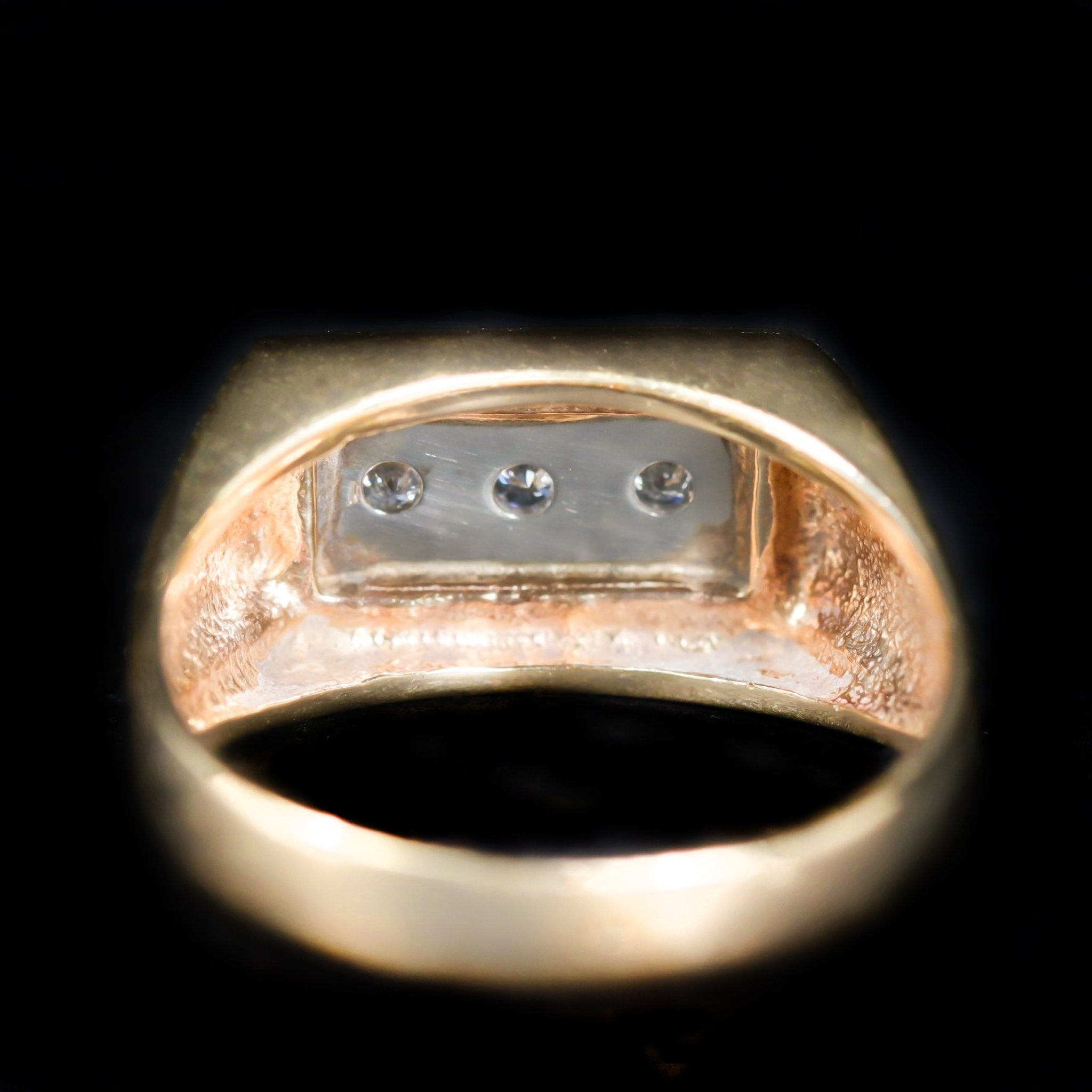 Estate 10K Gold 0.20 CTW Diamond Ring - Walton's Jewelry