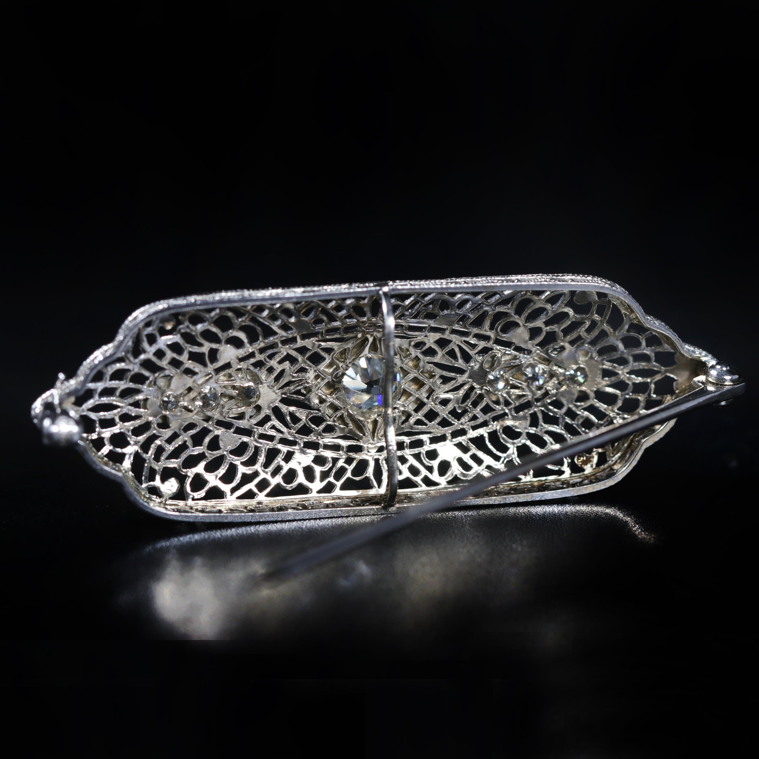 Art Deco 14K White Gold 0.52 Old European Cut Diamond Filigree Brooch
