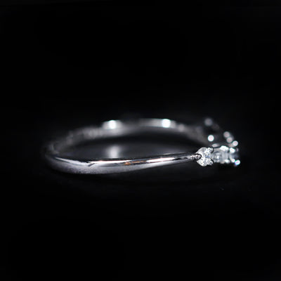 14k White Gold 0.18 CTW Diamond Curved Band