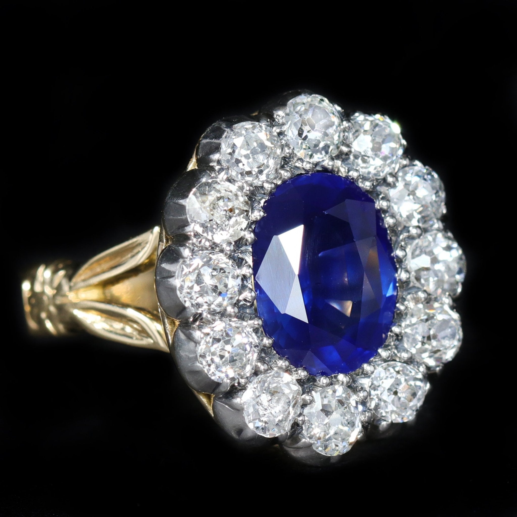 French Victorian 3.50 Carat Sapphire and Old Mine Cut Diamond Ring - Walton's Jewelry