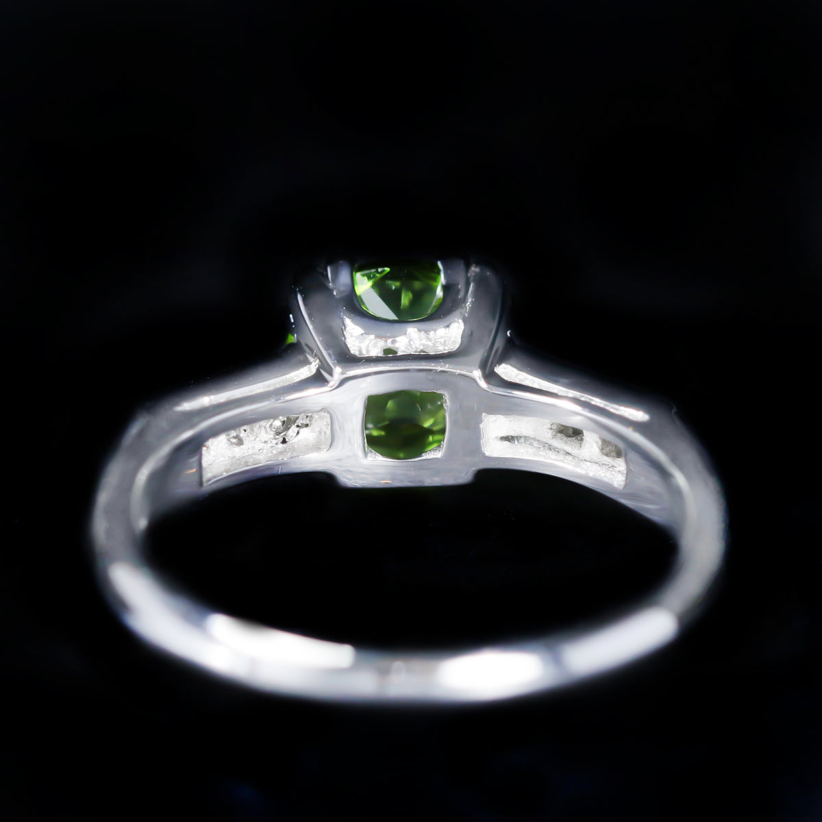 Estate Platinum 1.73 Peridot and Diamond Ring – Walton