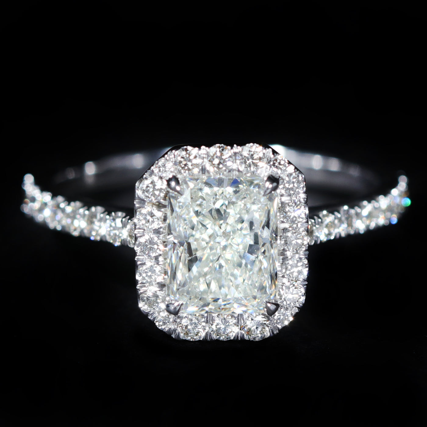 14K White Gold GIA 1.49 Carat Radiant Cut Diamond Engagement Ring