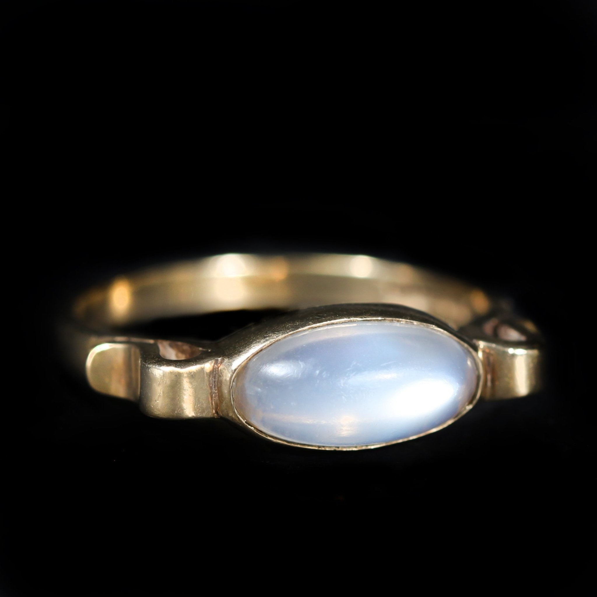 Estate 9K Yellow Gold Moonstone Ring, Circa 1978 - Walton's Jewelry