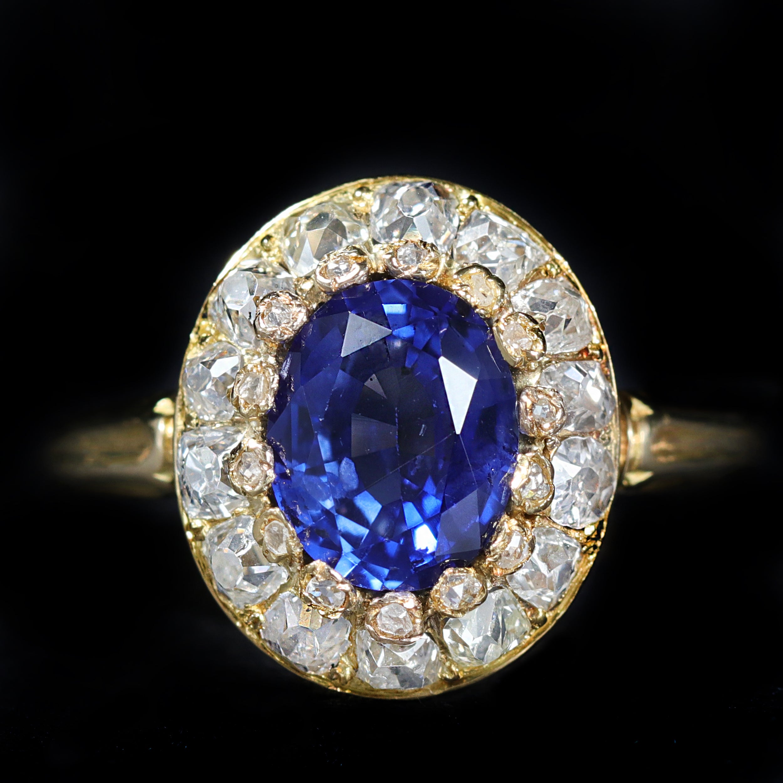 Victorian 18K Yellow Gold 1.75 Carat Ceylon Sapphire and Diamond Ring