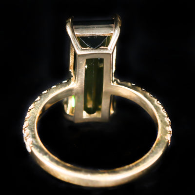 18K Yellow Gold 5.98 Carat Green Tourmaline and Diamond Ring