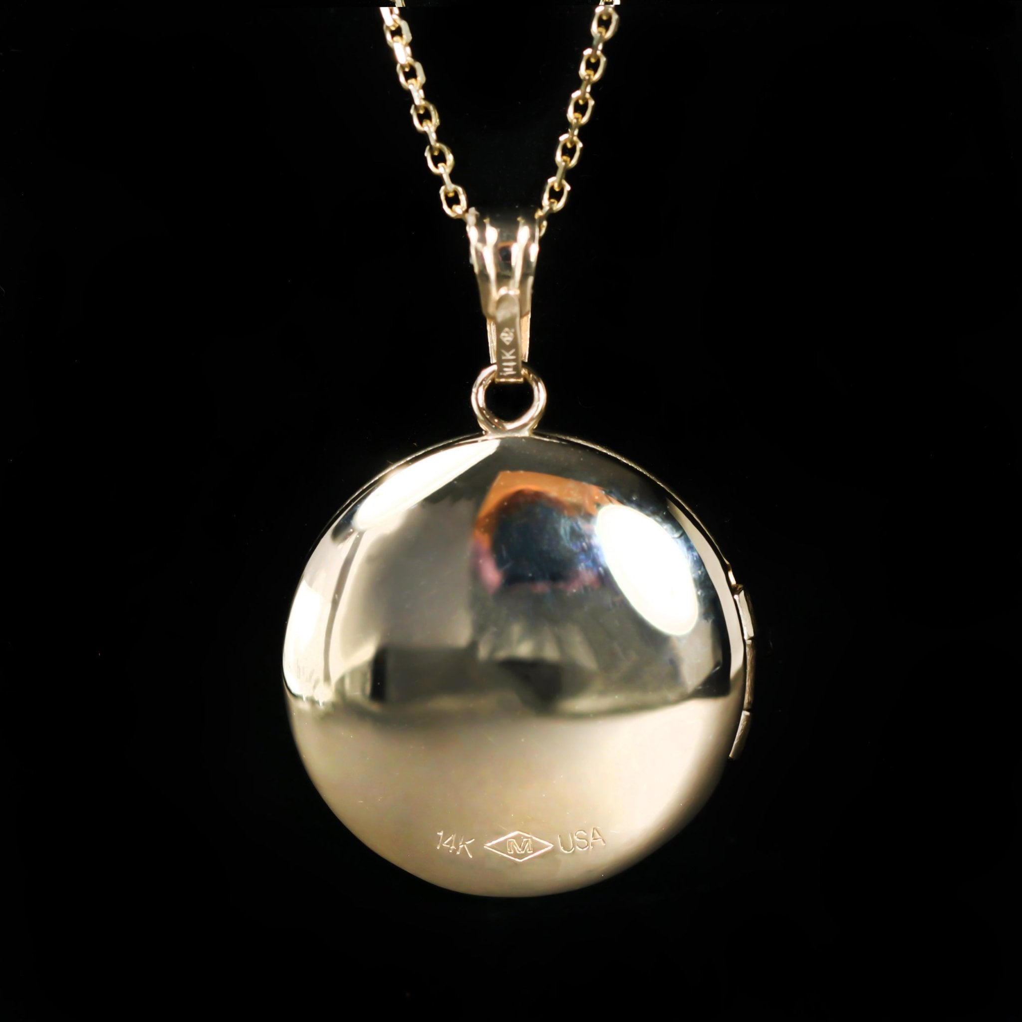 14K Yellow Gold Diamond Round Locket - Walton's Jewelry