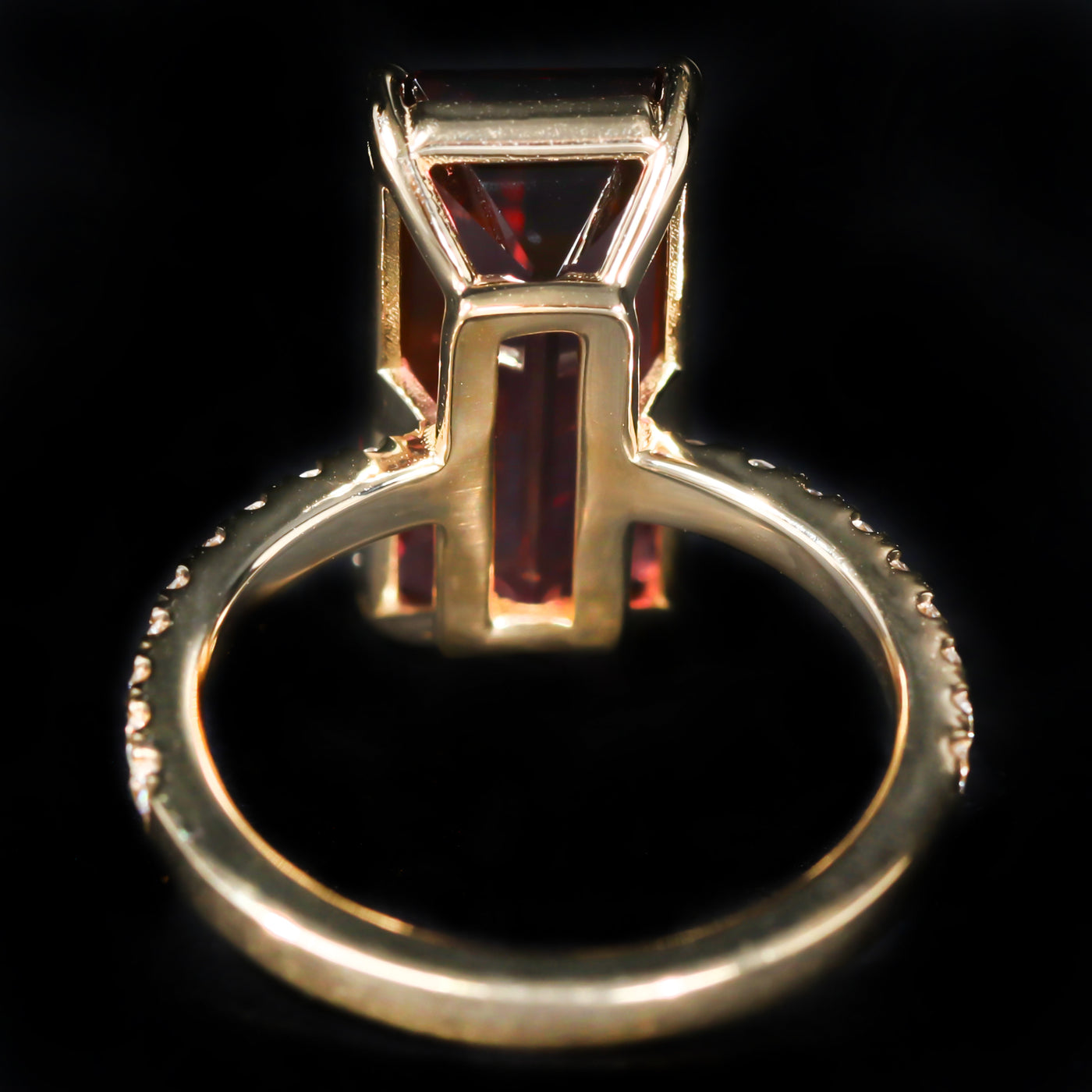 18K Yellow Gold 6.61 Carat Pink Tourmaline and Diamond Ring