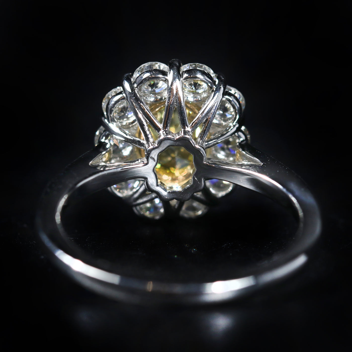 Platinum GIA 0.93 Carat Fancy Vivid Yellow Diamond Ring