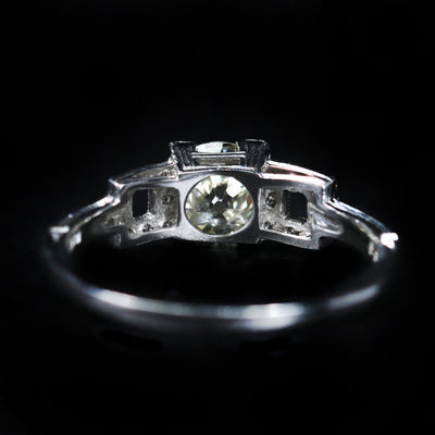 Art Deco Platinum 0.92 Carat Old Mine Cut Diamond Engagement Ring